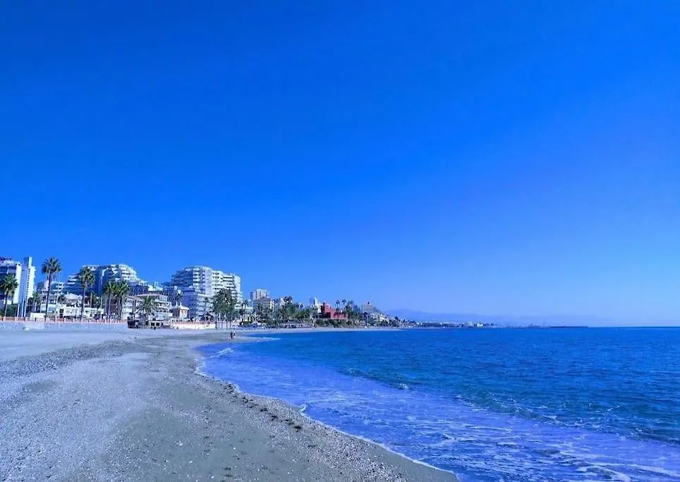 Alucinante Apt. Con Vistas, Piscinas Y Recepcion 24 Hs. Benalmadena