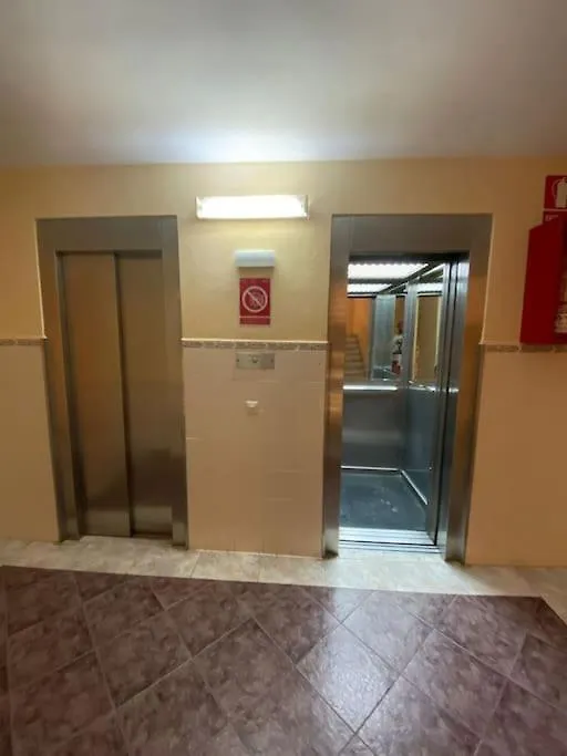 Alucinante Apt. Con Vistas, Piscinas Y Recepcion 24 Hs. Benalmadena Apartment