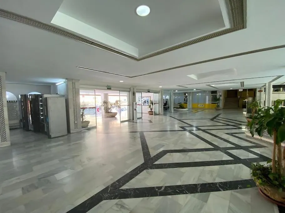 Alucinante Apt. Con Vistas, Piscinas Y Recepcion 24 Hs. Benalmádena 0*,